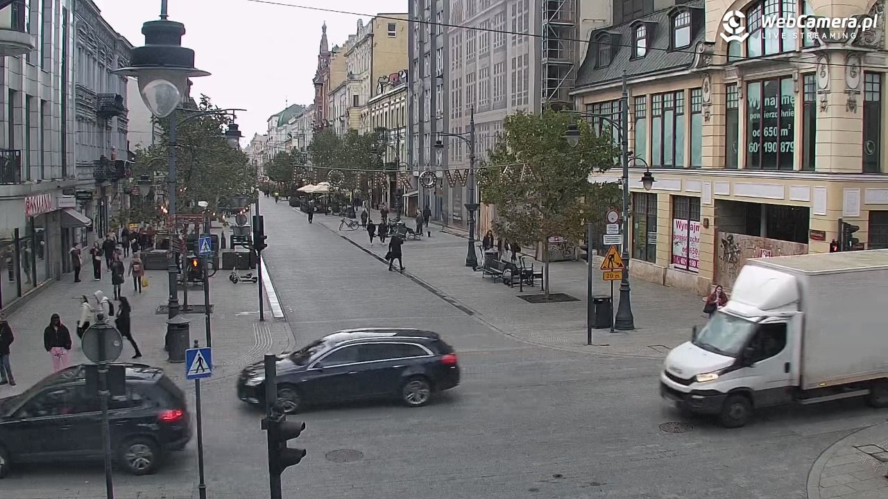 ŁÓDŹ - widok na Ulicę Piotrkowską - 17 październik 2025, 16:20