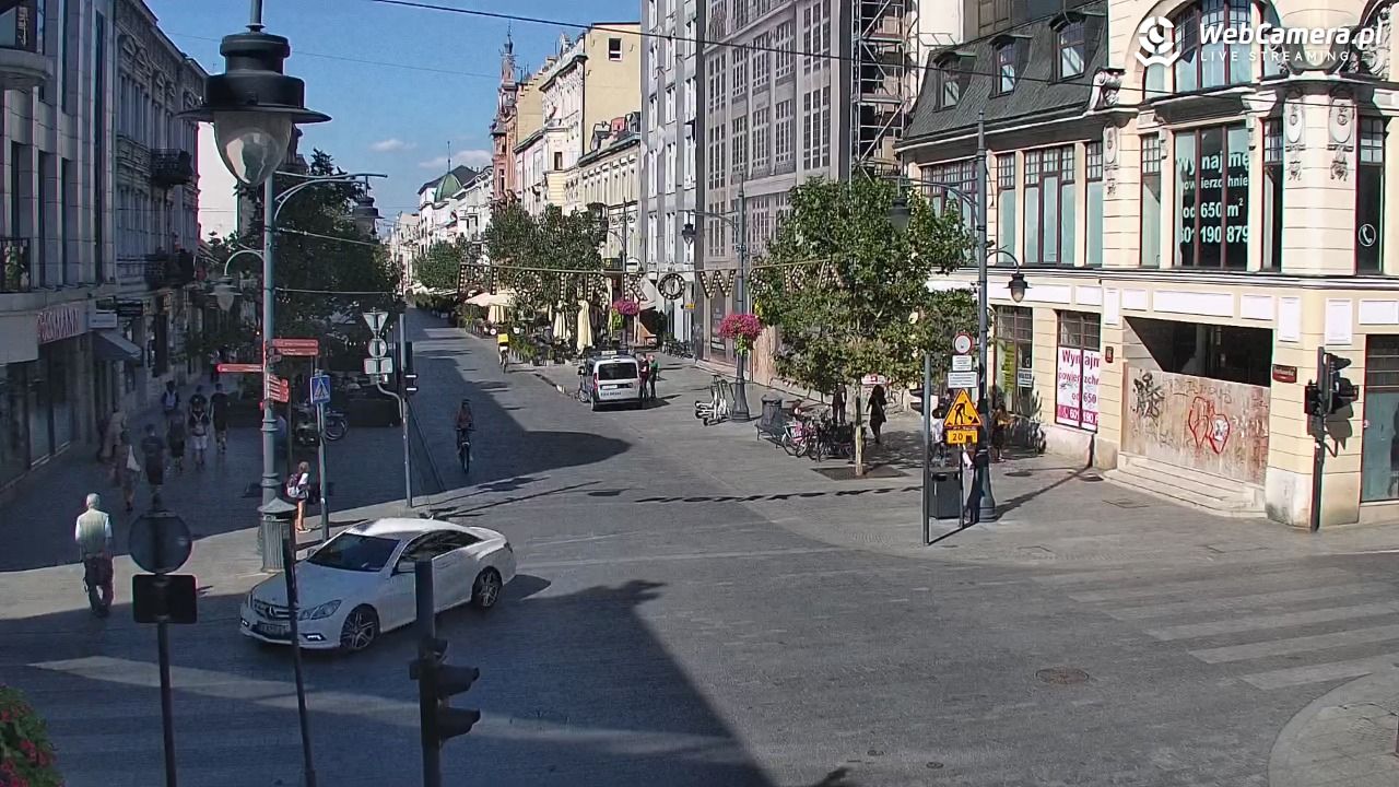 ŁÓDŹ - widok na Ulicę Piotrkowską - 04 wresień 2025, 14:35