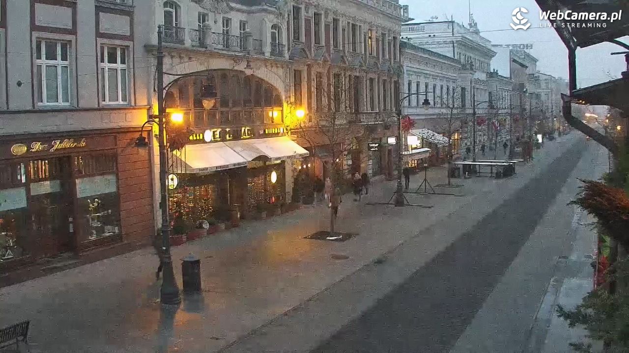 ŁÓDŹ - widok na Ulicę Piotrkowską - 29 listopad 2025, 15:47
