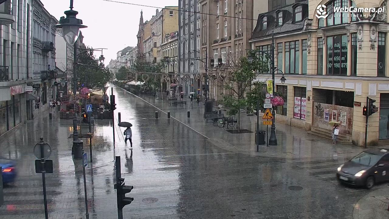 ŁÓDŹ - widok na Ulicę Piotrkowską - 15 lipiec 2026, 16:46