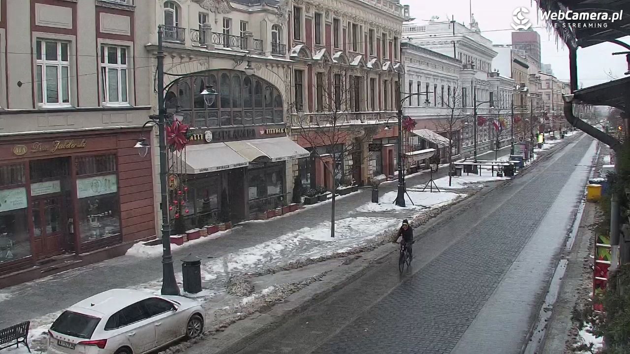 ŁÓDŹ - widok na Ulicę Piotrkowską - 13 styczeń 2026, 08:14