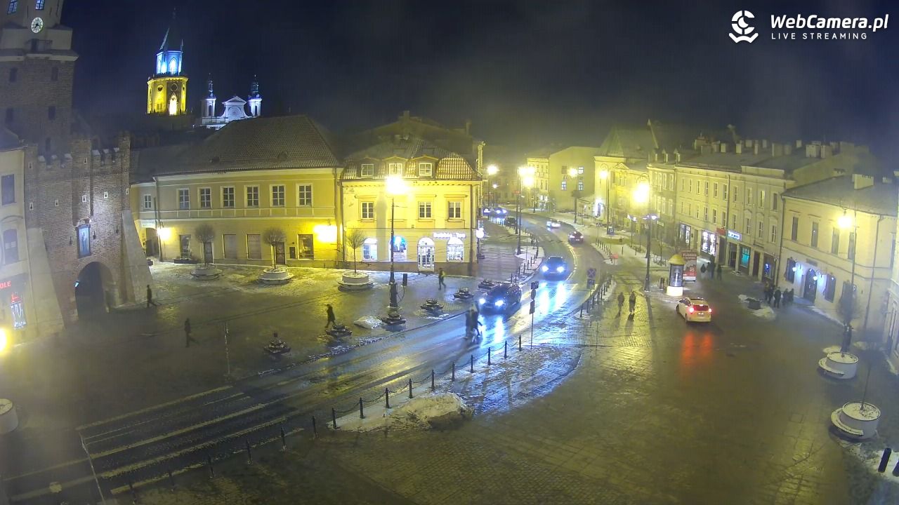 LUBLIN - widok na Bramę Krakowską - 16 luty 2026, 19:19