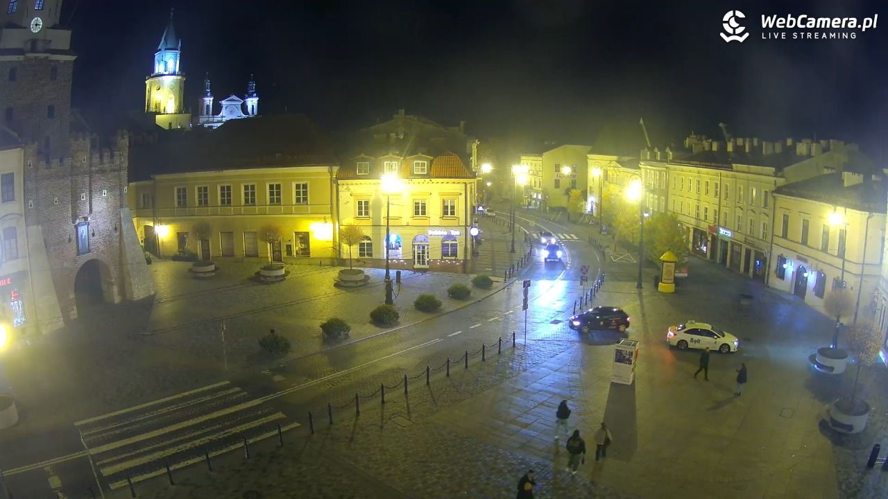 LUBLIN - widok na Bramę Krakowską - 26 październik 2025, 02:07