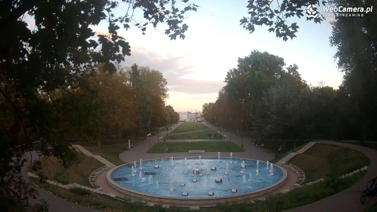 Lublin - widok na Park Ludowy - 06 wresień 2026, 18:56
