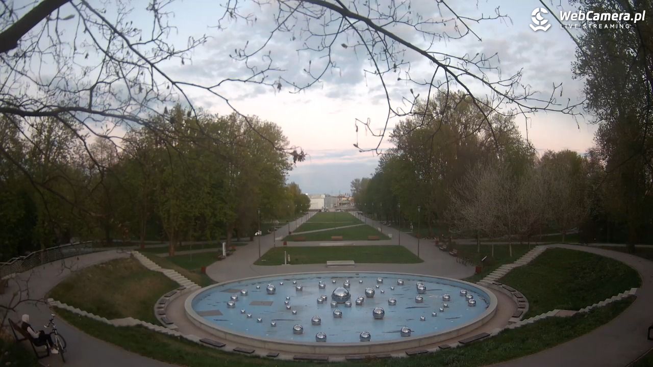 Lublin - widok na Park Ludowy - 28 kwiecień 2026, 19:55