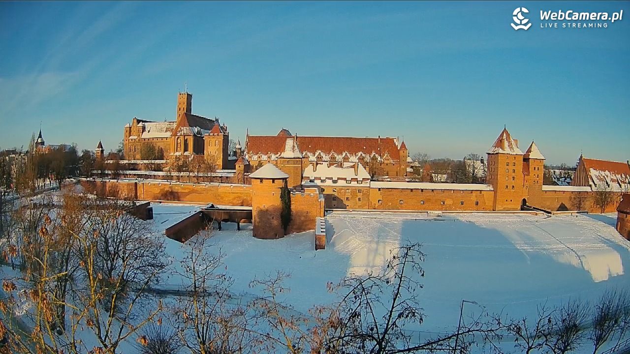 Malbork - widok na Zamek Krzyżacki - 02 luty 2026, 08:57