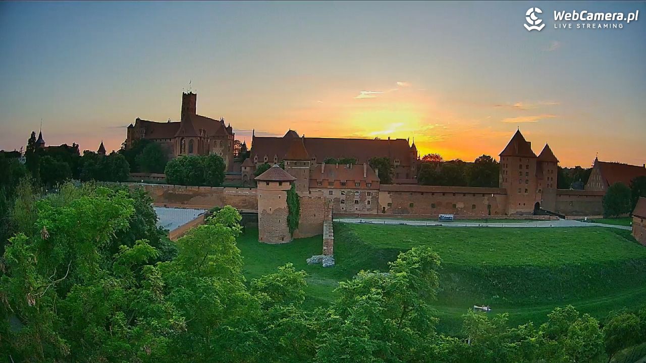 Malbork - widok na Zamek Krzyżacki - 25 czerwiec 2026, 21:12