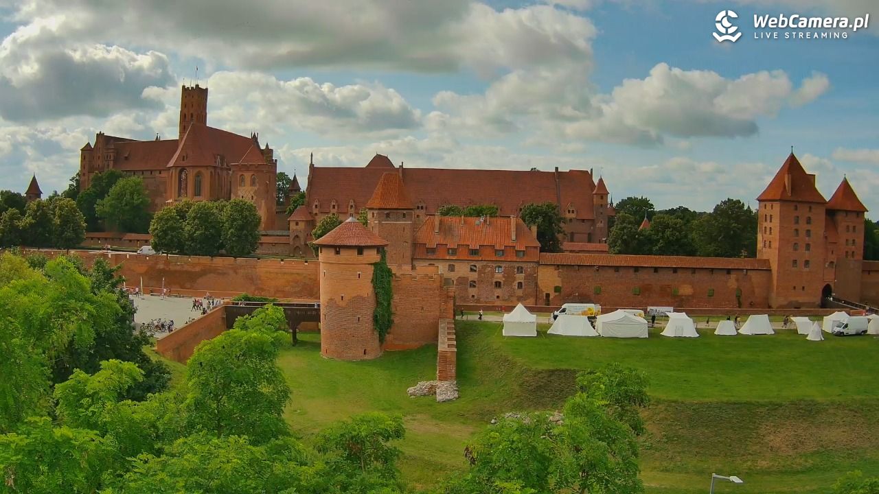 Malbork - widok na Zamek Krzyżacki - 17 lipiec 2025, 16:02
