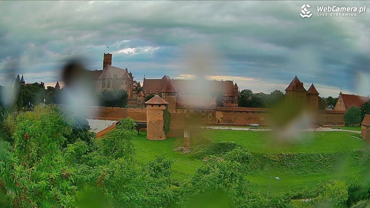 Malbork - widok na Zamek Krzyżacki - 06 sierpień 2026, 19:38