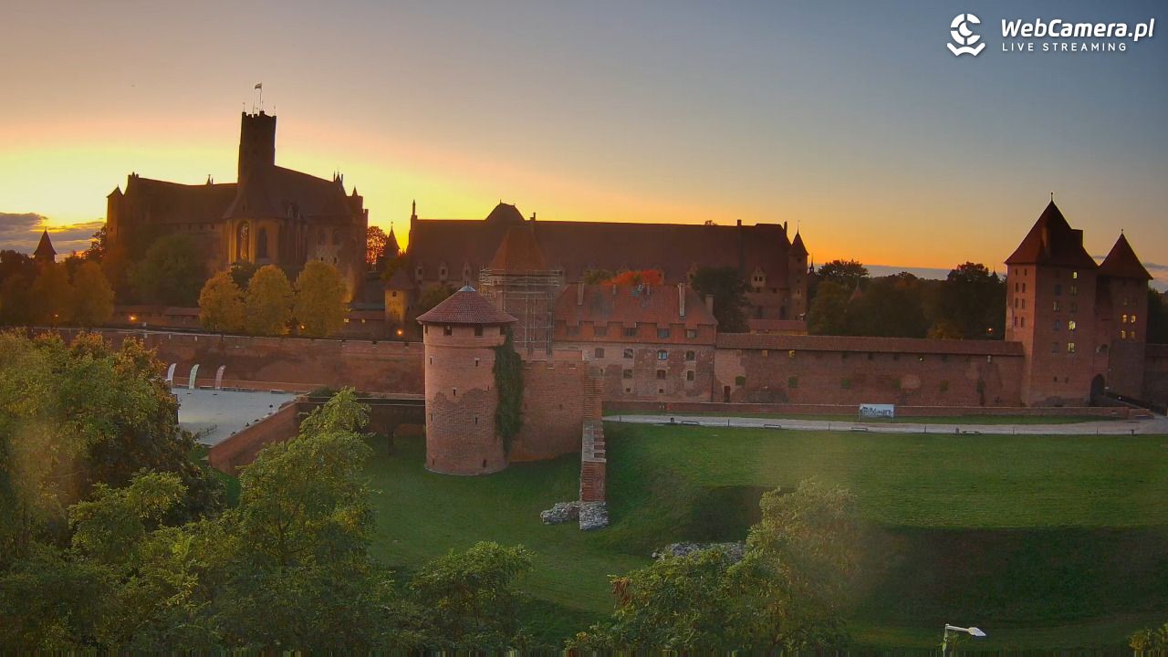 Malbork - widok na Zamek Krzyżacki - 14 październik 2025, 18:13
