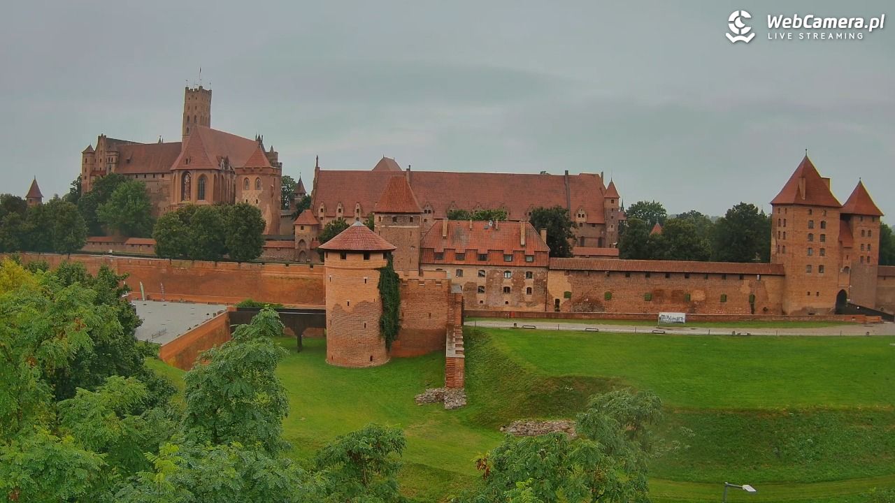 Malbork - widok na Zamek Krzyżacki - 30 sierpień 2025, 06:45
