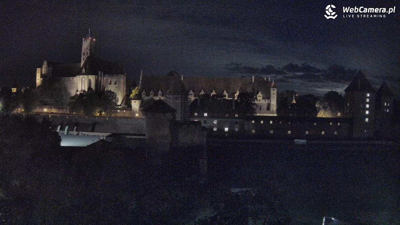 Malbork - widok na Zamek Krzyżacki - 13 październik 2025, 19:46