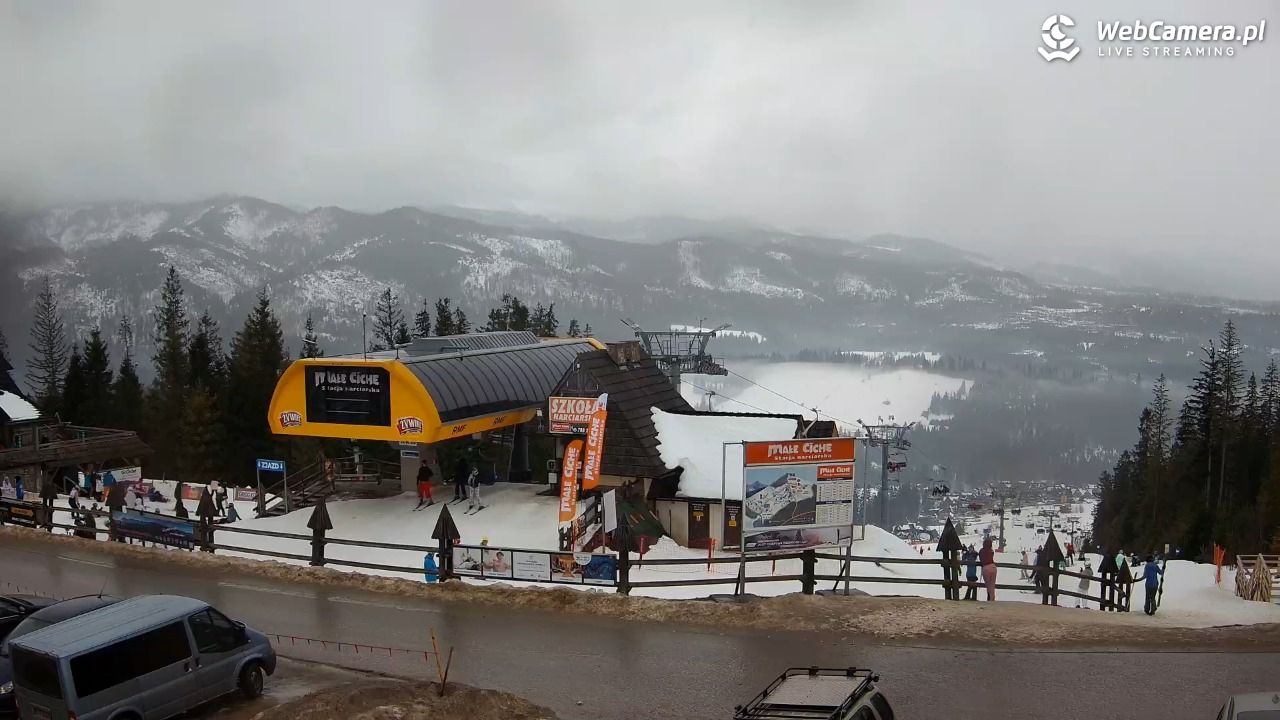 Małe Ciche - widok na parking - 26 styczeń 2026, 10:46