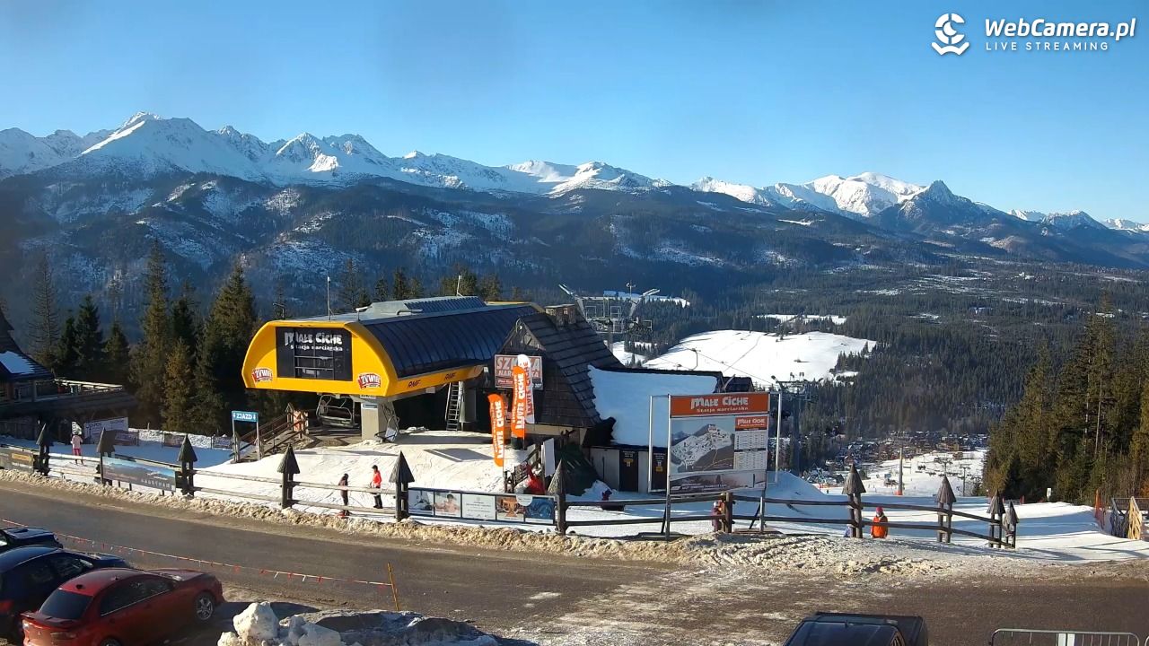 Małe Ciche - widok na parking - 27 styczeń 2026, 09:13