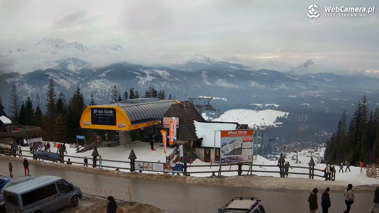 Małe Ciche - widok na parking - 26 styczeń 2026, 14:31