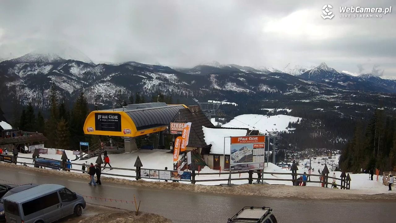 Małe Ciche - widok na parking - 26 styczeń 2026, 13:03