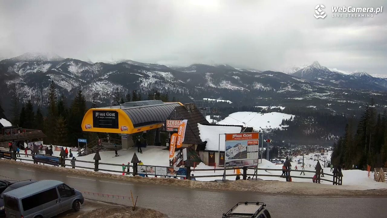 Małe Ciche - widok na parking - 26 styczeń 2026, 12:54