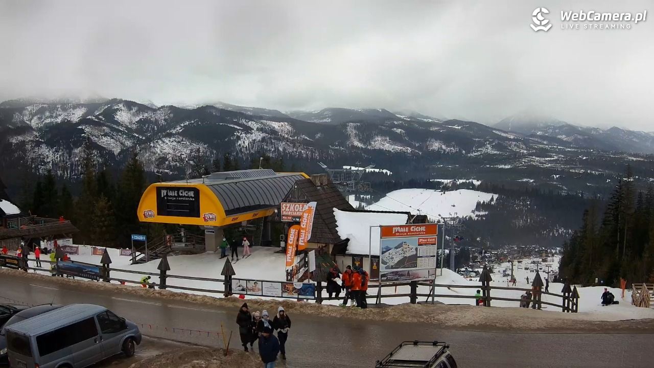 Małe Ciche - widok na parking - 26 styczeń 2026, 12:02