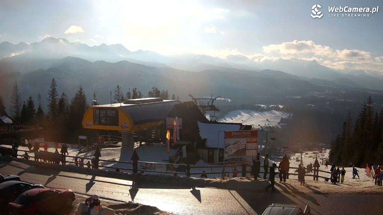 Małe Ciche - widok na parking - 27 styczeń 2026, 14:17