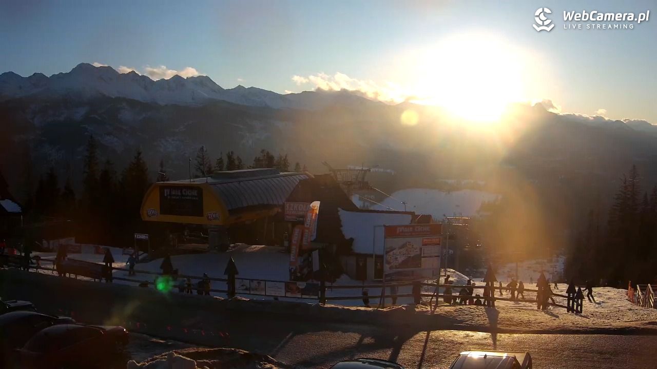 Małe Ciche - widok na parking - 27 styczeń 2026, 15:51