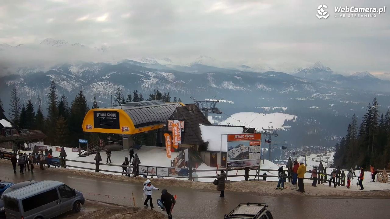 Małe Ciche - widok na parking - 26 styczeń 2026, 14:21