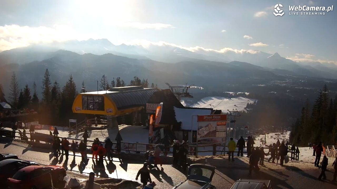 Małe Ciche - widok na parking - 27 styczeń 2026, 13:49