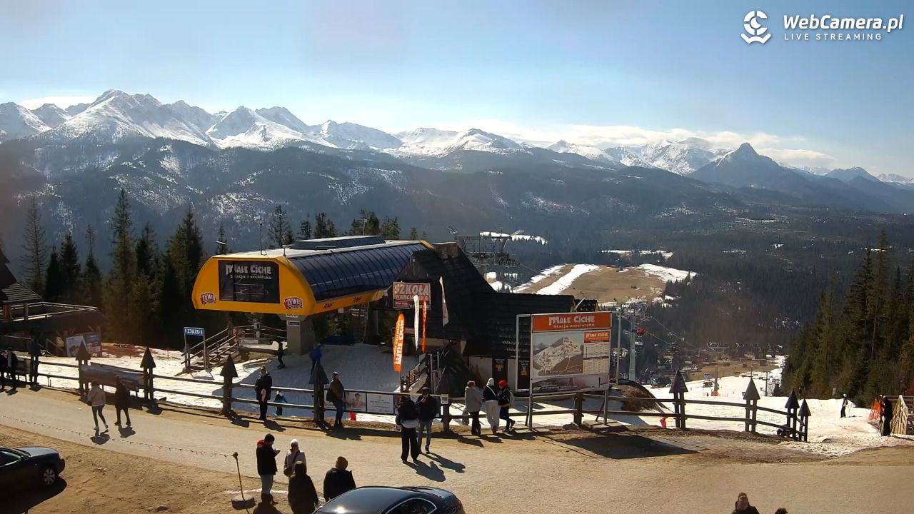 Małe Ciche - widok na parking - 14 marzec 2026, 12:46