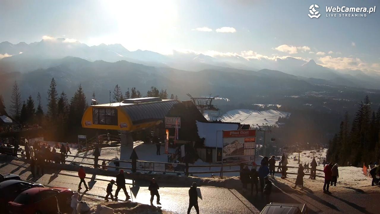 Małe Ciche - widok na parking - 27 styczeń 2026, 14:09