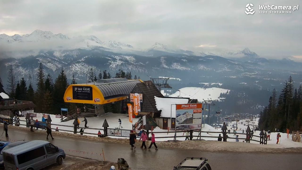 Małe Ciche - widok na parking - 26 styczeń 2026, 14:25
