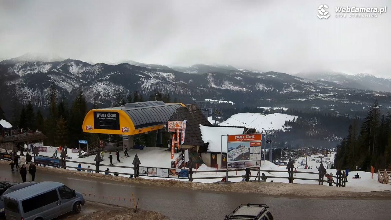 Małe Ciche - widok na parking - 26 styczeń 2026, 12:43