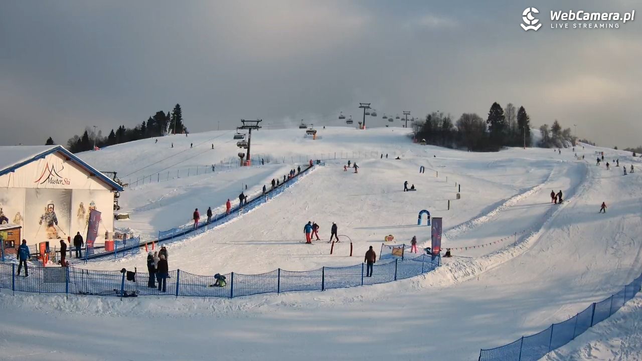 Master Ski - widok na wyciąg taśmowy NOWOŚĆ - 10 styczeń 2026, 13:11
