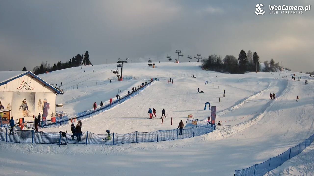 Master Ski - widok na wyciąg taśmowy NOWOŚĆ - 10 styczeń 2026, 13:11