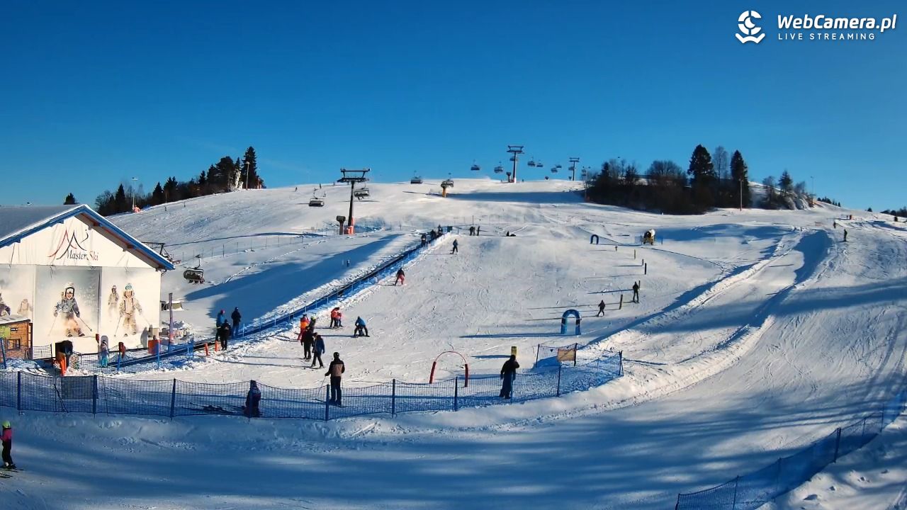Master Ski - widok na wyciąg taśmowy NOWOŚĆ - 09 styczeń 2026, 13:15