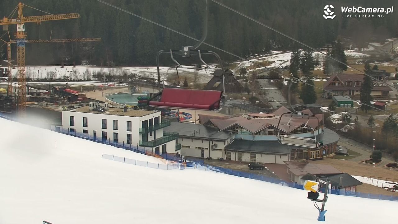 Meander - widok na stok i termy Oravice - 23 luty 2026, 09:01