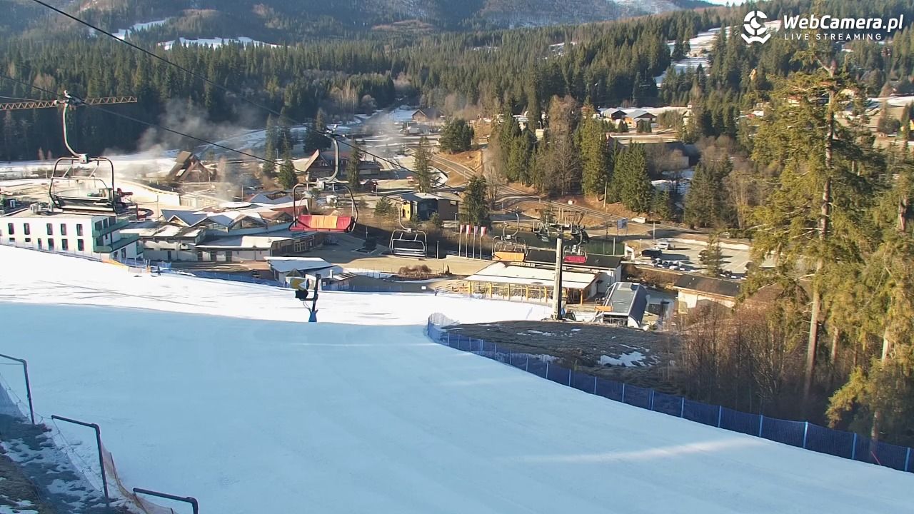 Meander - widok na stok i termy Oravice - 27 luty 2026, 08:04