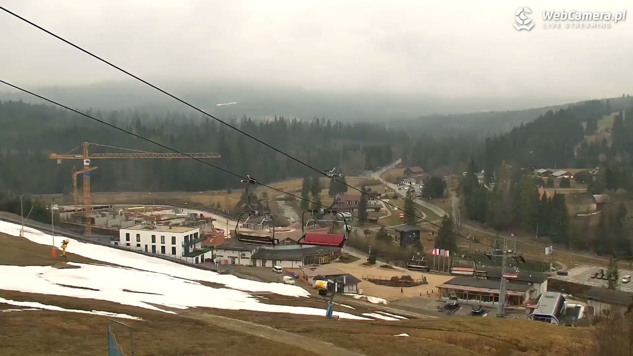 Meander - widok na stok i termy Oravice - 15 kwiecień 2026, 12:58