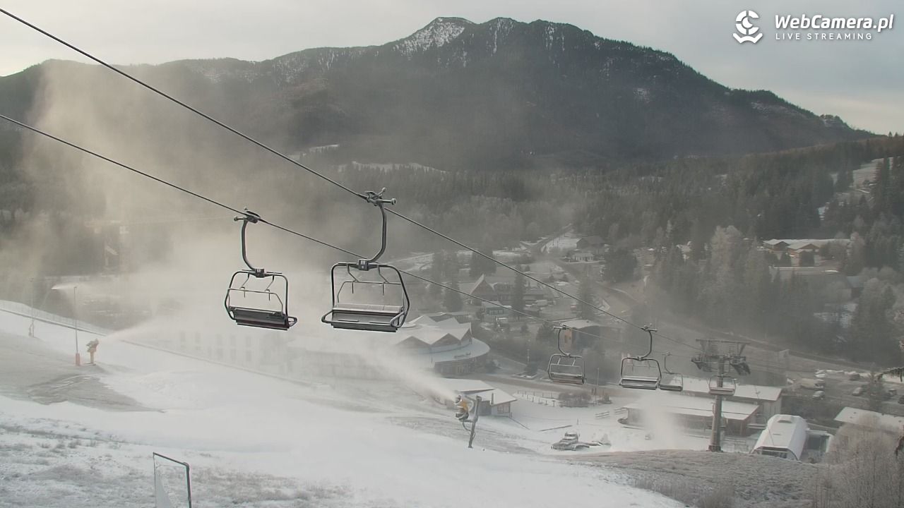 Meander - widok na stok i termy Oravice - 16 grudzień 2025, 08:24