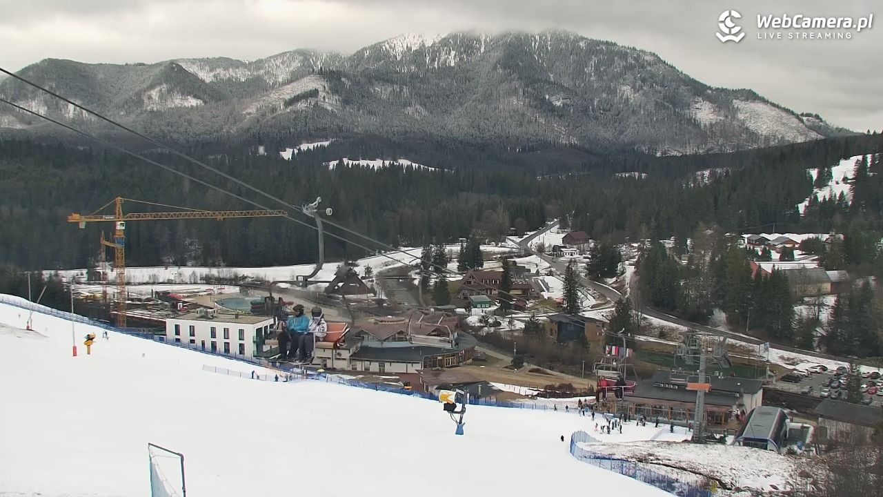 Meander - widok na stok i termy Oravice - 25 luty 2026, 10:16