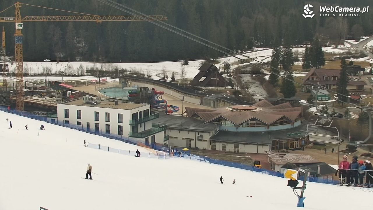 Meander - widok na stok i termy Oravice - 25 luty 2026, 12:13