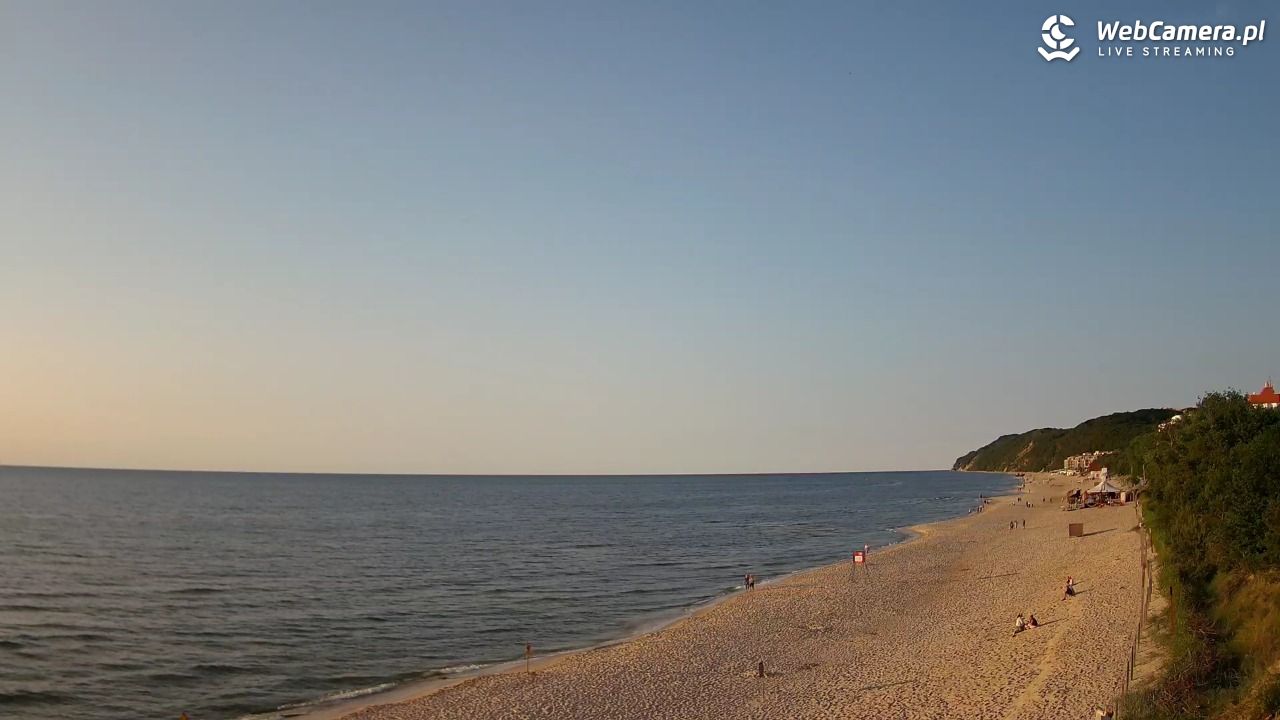 Międzyzdroje - widok na wschodnią stronę plaży - 12 czerwiec 2025, 20:07