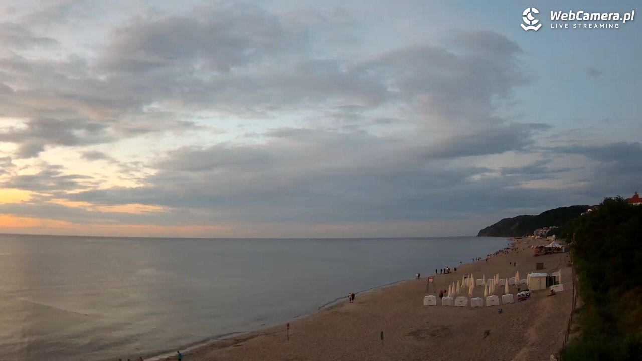 Międzyzdroje - widok na wschodnią stronę plaży - 01 sierpień 2025, 21:15
