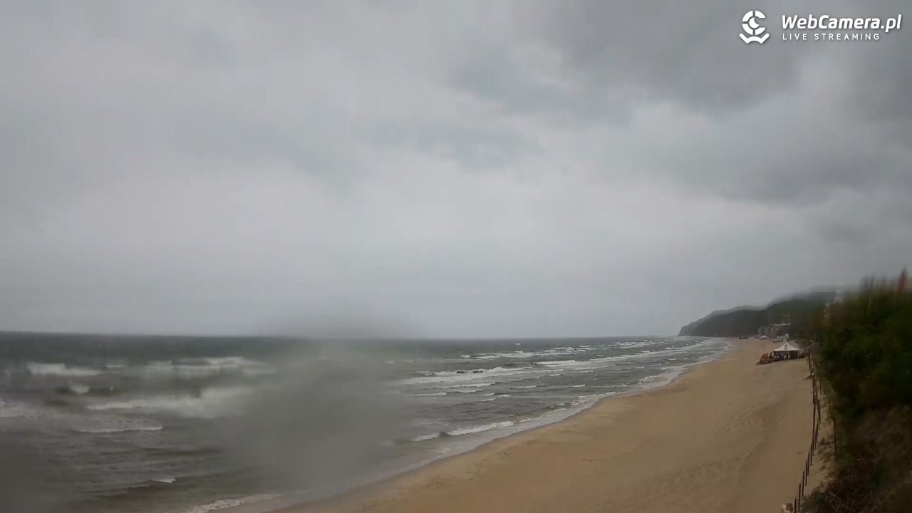 Międzyzdroje - widok na wschodnią stronę plaży - 15 maj 2025, 10:52