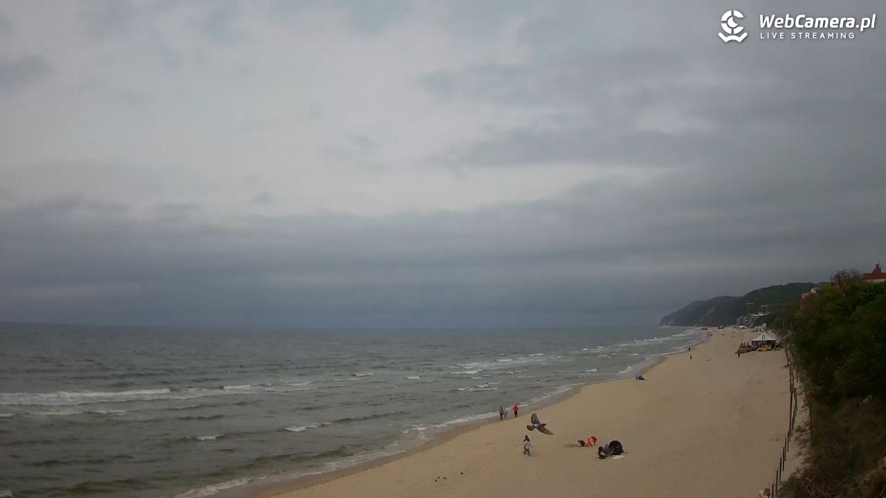 Międzyzdroje - widok na wschodnią stronę plaży - 14 maj 2025, 15:49
