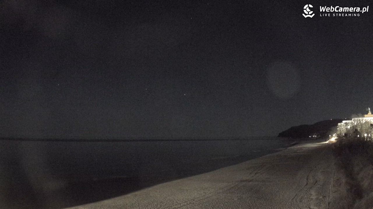 Międzyzdroje - widok na wschodnią stronę plaży - 01 kwiecień 2026, 21:25