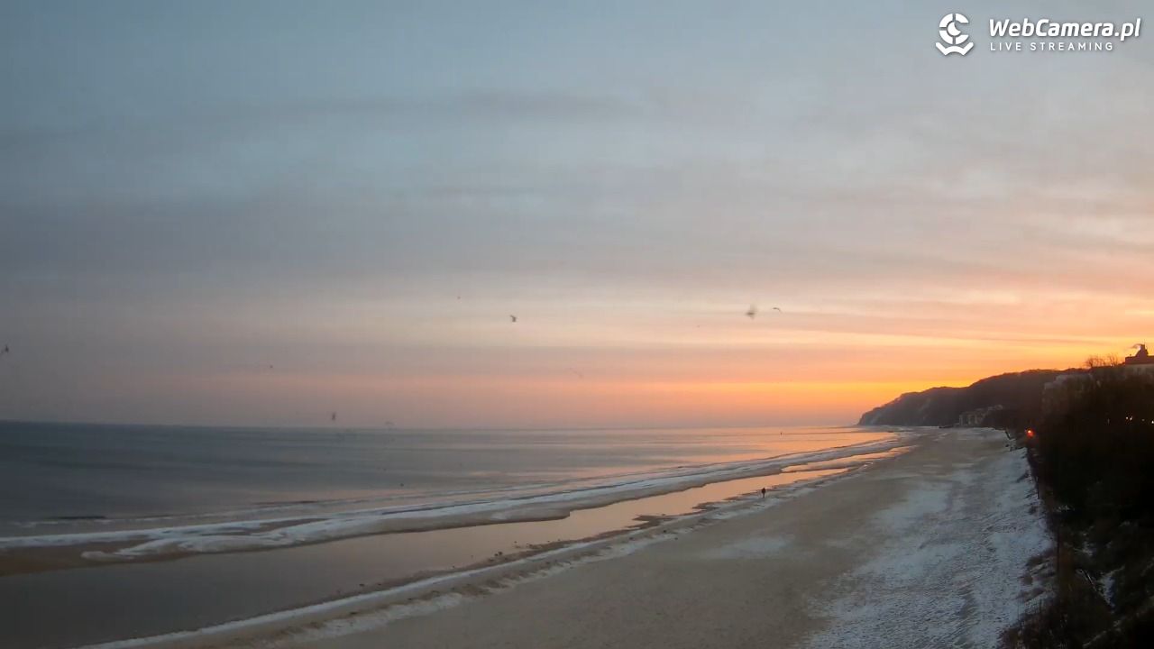 Międzyzdroje - widok na wschodnią stronę plaży - 16 luty 2026, 07:01