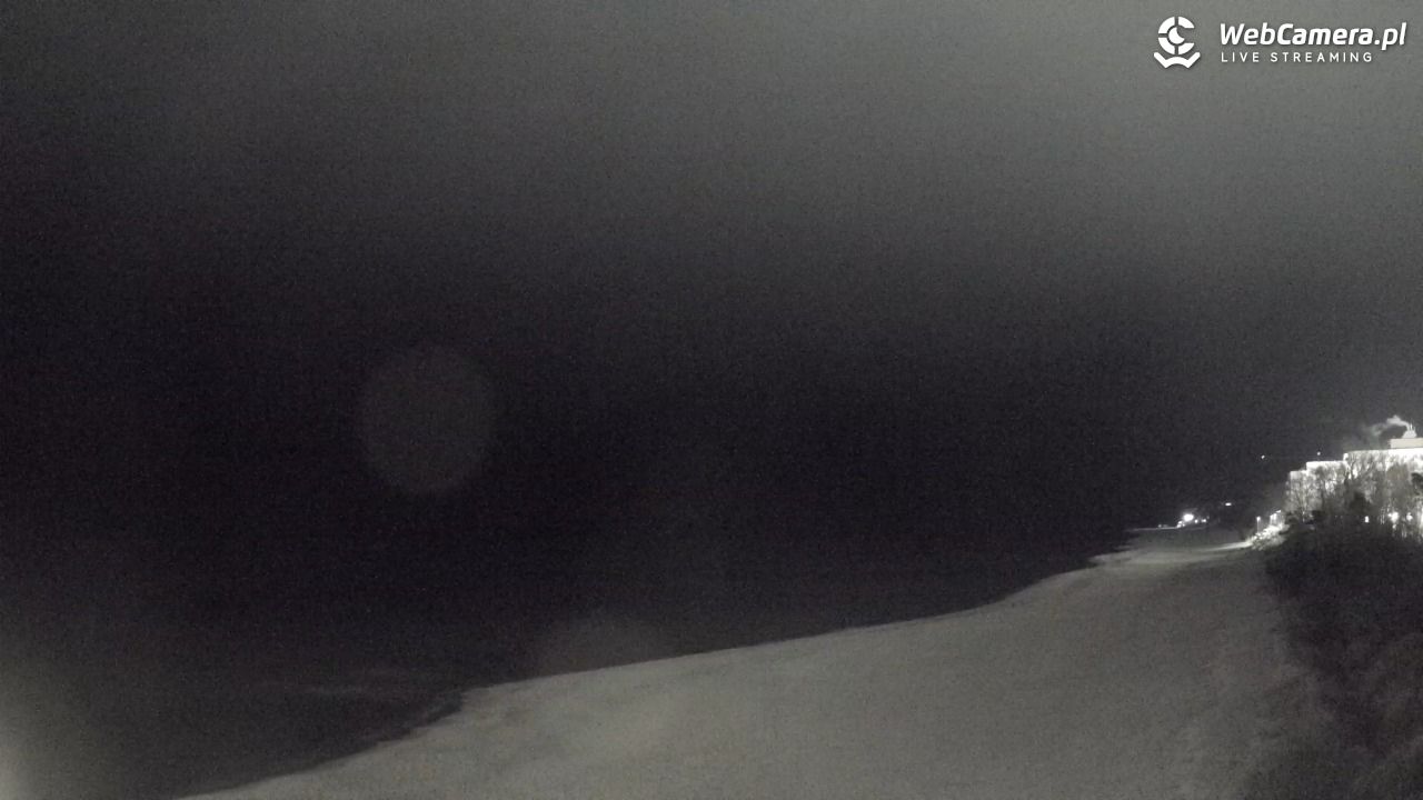 Międzyzdroje - widok na wschodnią stronę plaży - 21 grudzień 2025, 06:16