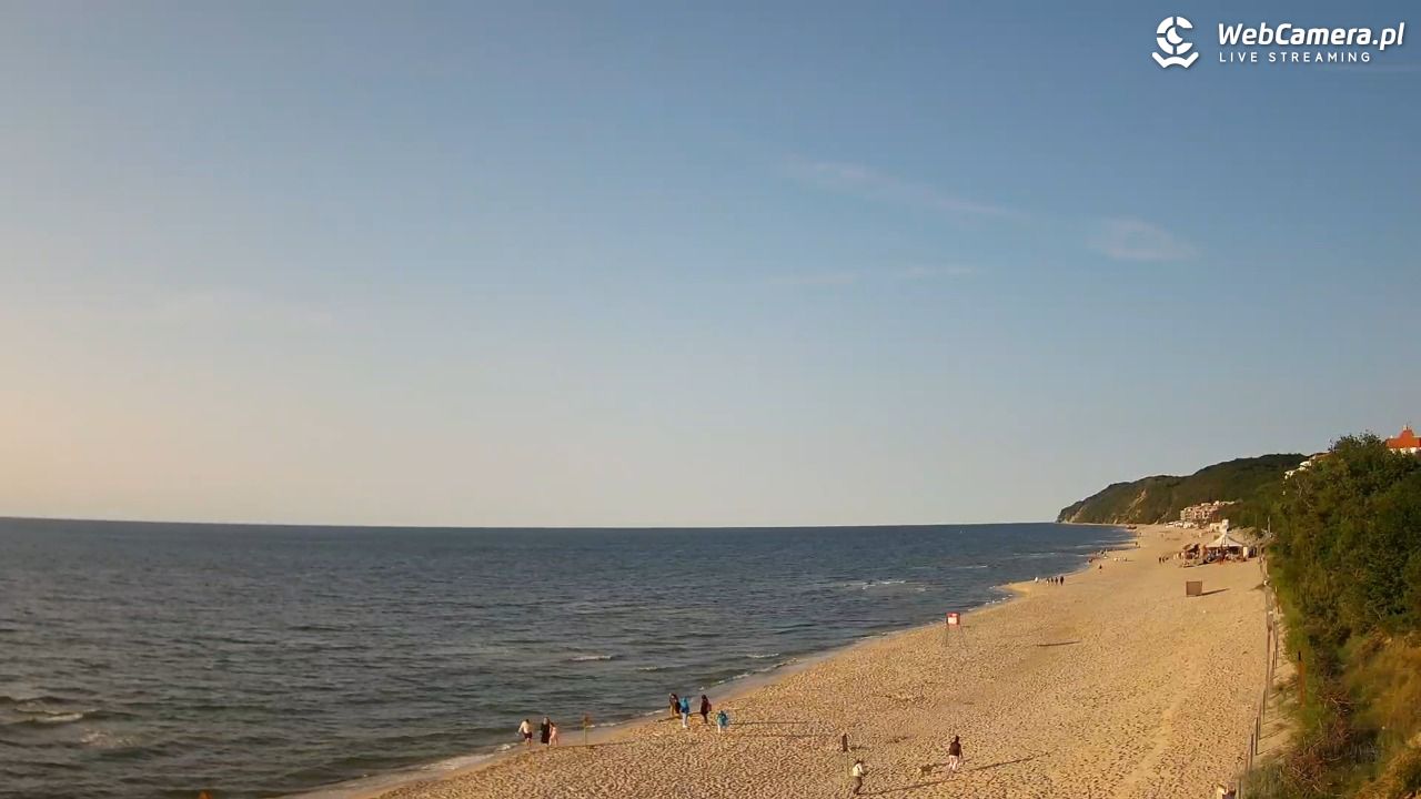 Międzyzdroje - widok na wschodnią stronę plaży - 12 czerwiec 2025, 19:28