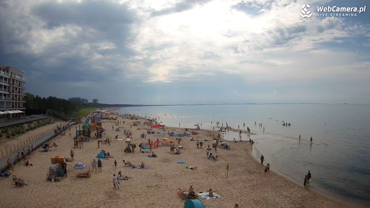 Międzyzdroje - widok na plażę - 20 czerwiec 2026, 16:31