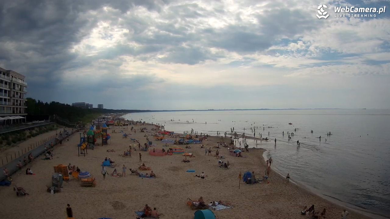 Międzyzdroje - widok na plażę - 20 czerwiec 2026, 16:03