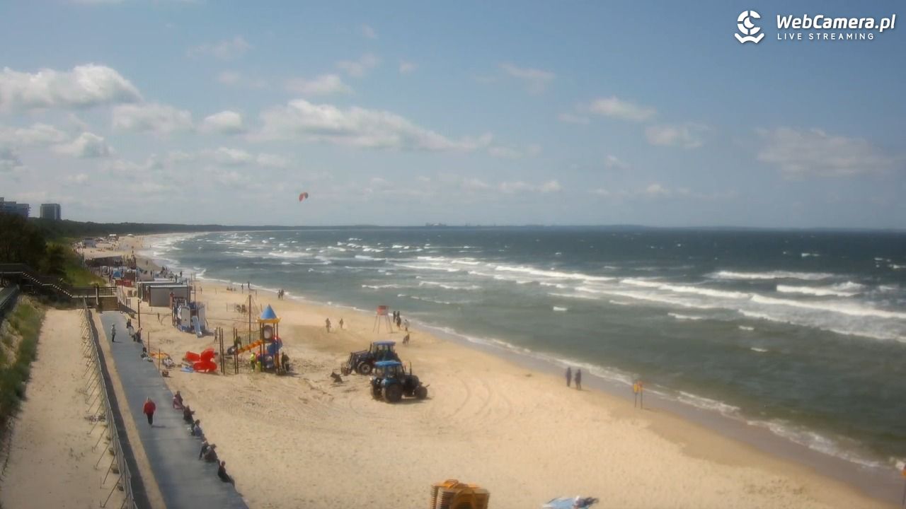 Międzyzdroje - widok na plażę - 11 czerwiec 2025, 13:19